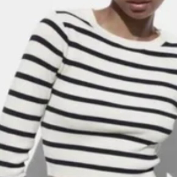 Zara Black White Striped Cream Crew Neck Crop Long Sleeve Size Small NWOT - Picture 1 of 1